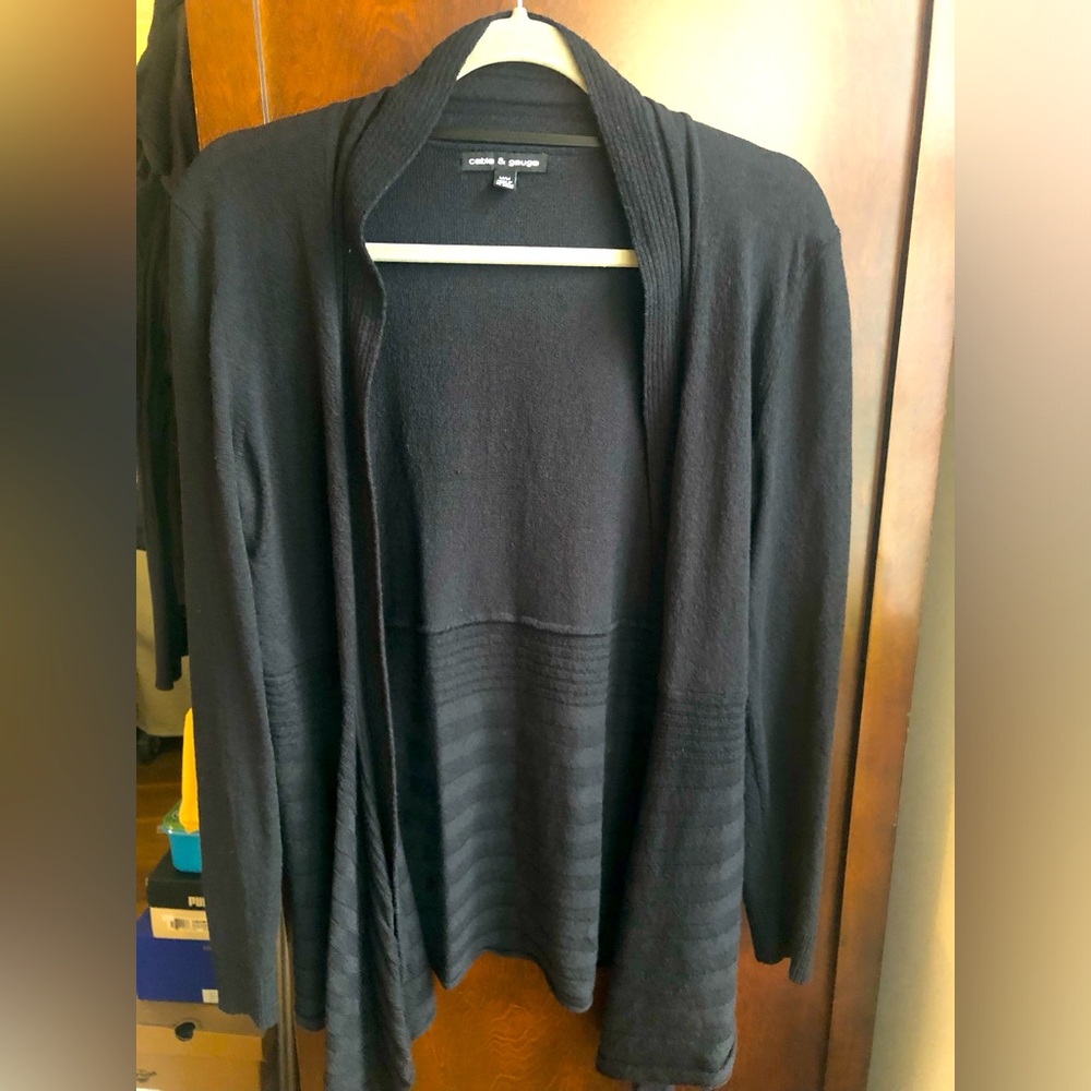 CABLE AND GAUGE Black Long Sleeve Waterfall Cardigan - Size Medium
